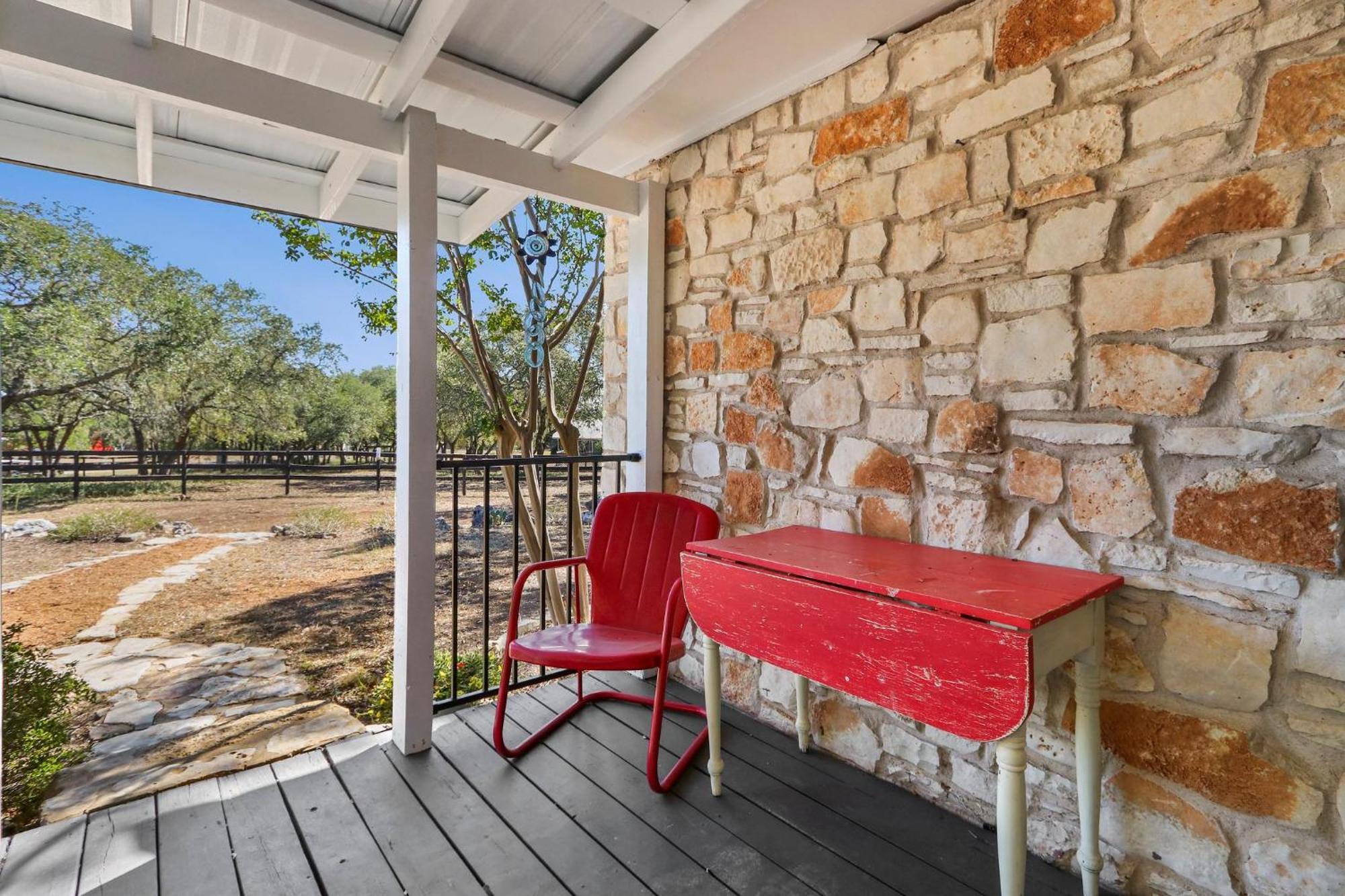 Red Donkey Cottage Wimberley Exterior foto